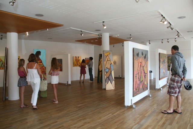 Exhibition sites, galleries