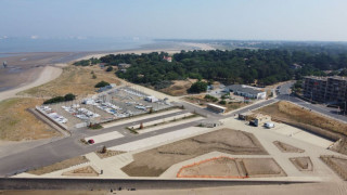 vue-drone-parking-pointeau-com-stbrevin-8365