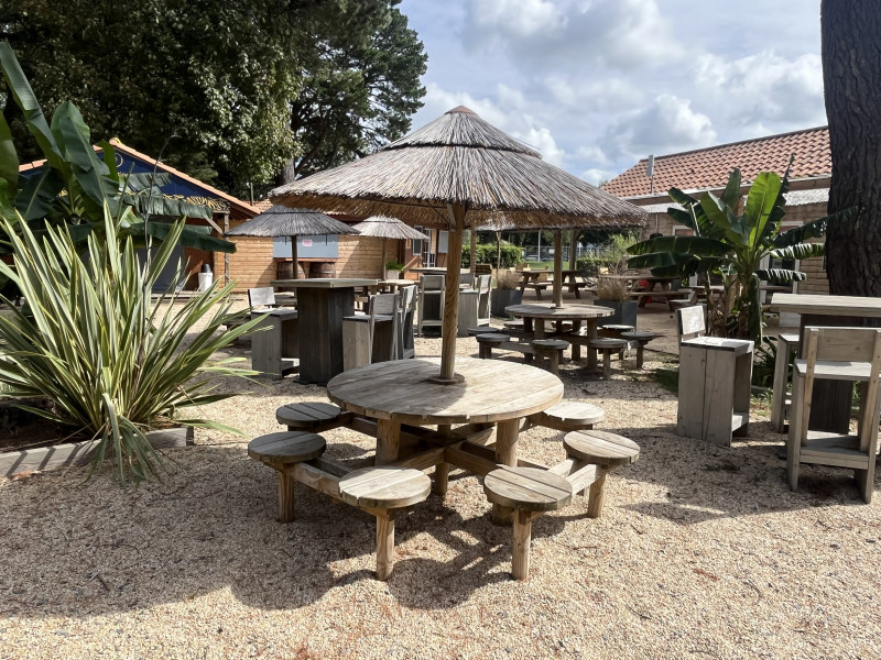 camping-restaurant-l-explorateur-paimboeuf-terrasse-snack-bar-10957