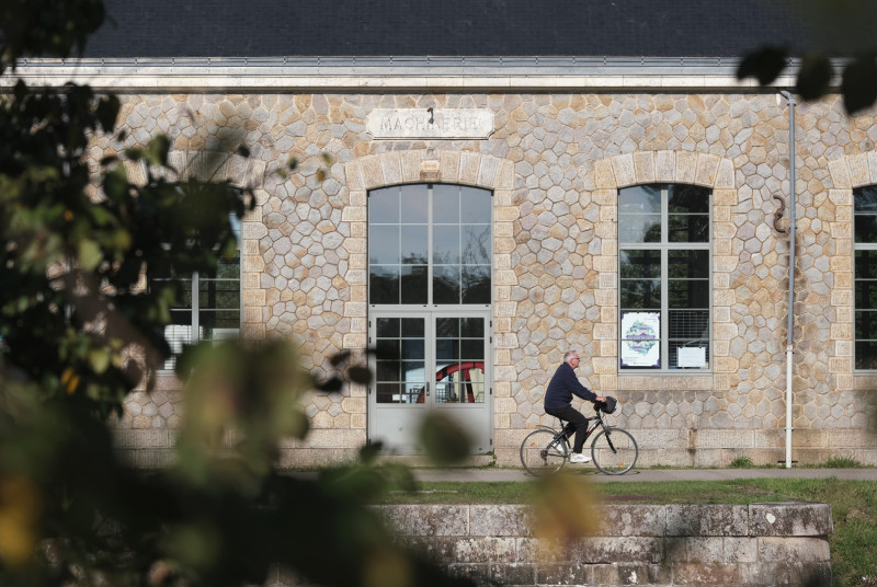 frossay-canalmartiniere-machinerie1