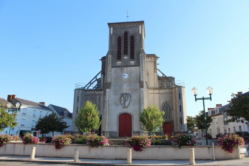 frossay-eglise-1