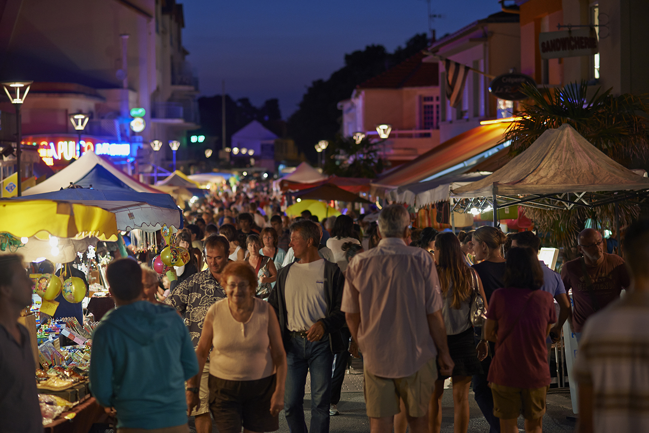 Marché nocturne quartier de l'Océan ST BREVIN LES PINS