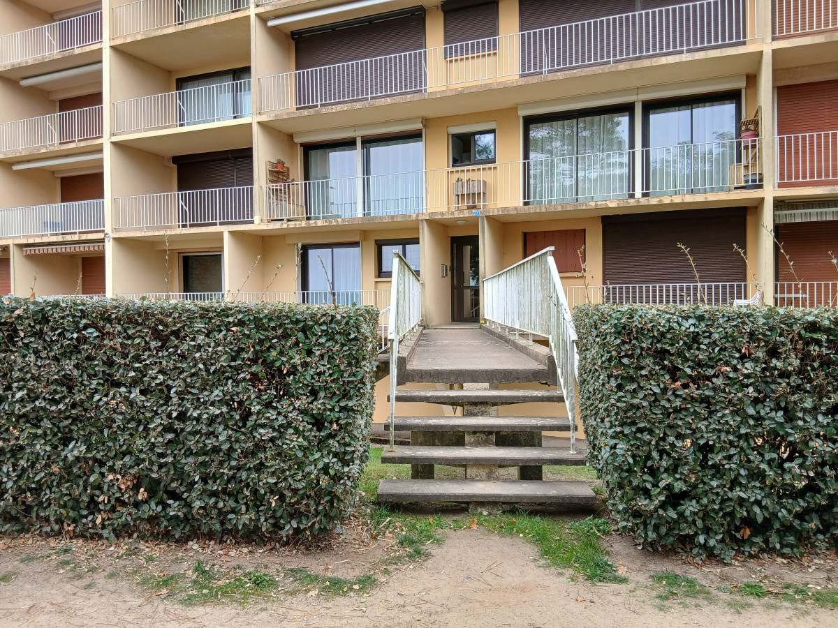 studio-26m2-face-mer-saint-brevin-entree-29676 studio-26m2-face-mer-saint-brevin-entree-29676