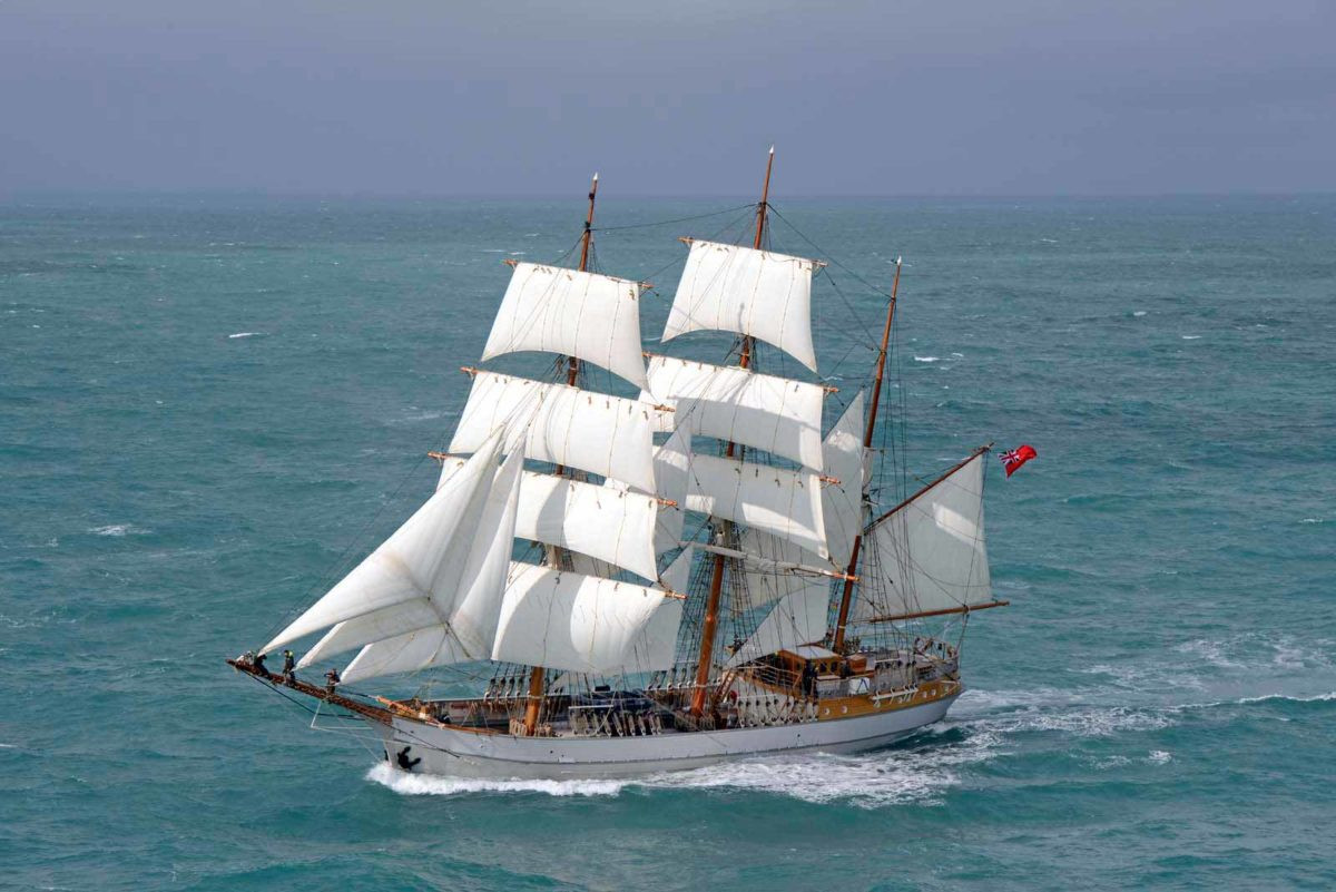 voilier-le-francais-full-sail-0360-1200x801-1-18508