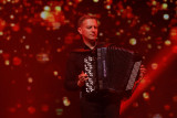 accordeoniste-img-1971-red-25812