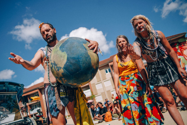 loic-nys-5-scaled-27095