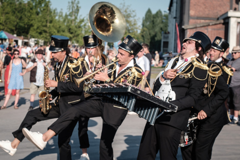 07-16-droit-r-serv-spectacle-giorgio-harmonie-trad-trendy-saint-brevin-31325 07-16-droit-r-serv-spectacle-giorgio-harmonie-trad-trendy-saint-brevin-31325
