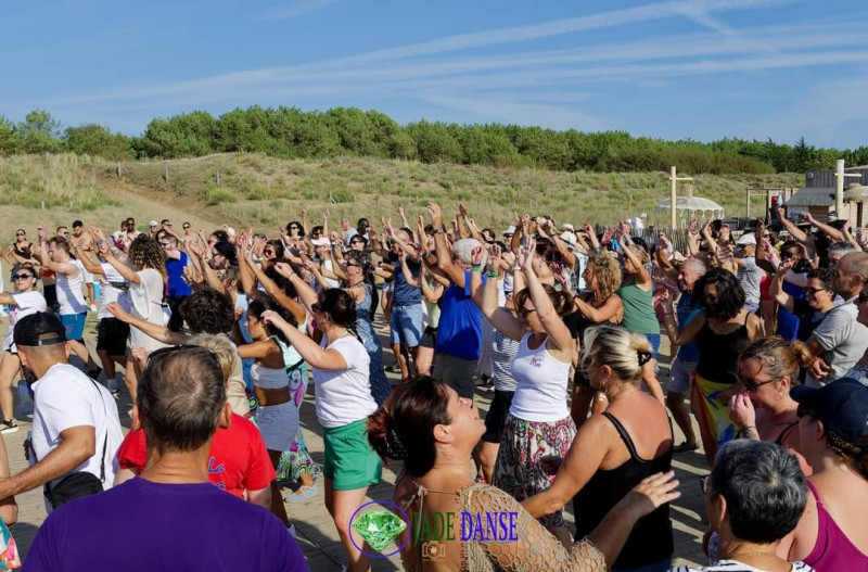08-23-soir-e-salsa-jade-danse-22872