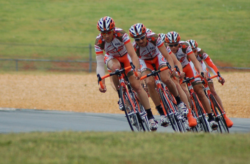 cyclists-1851269-1280-21918