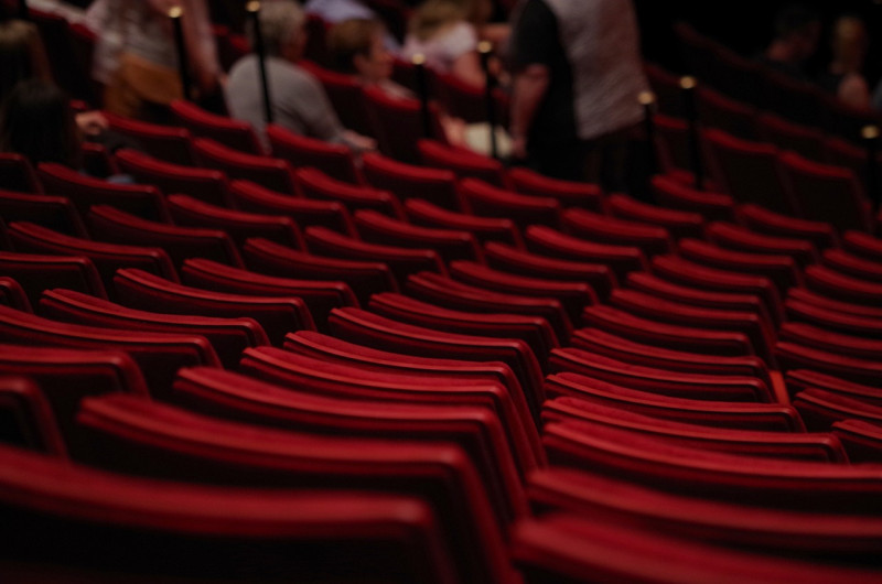 theatre-1477670-1280-19989